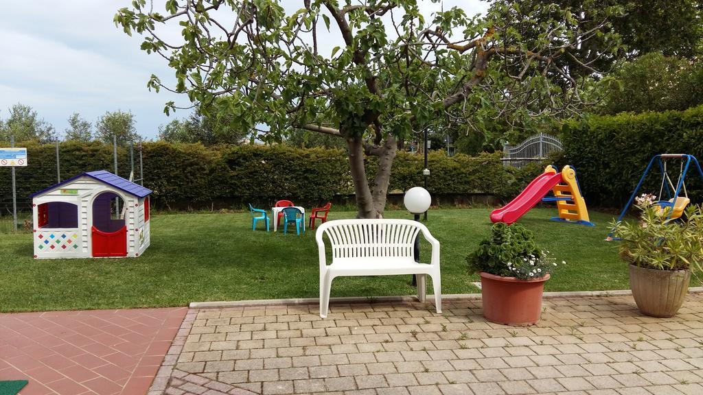 I Papaveri Apartments San Vincenzo Eksteriør bilde